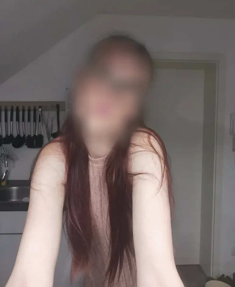 Josephine, 28