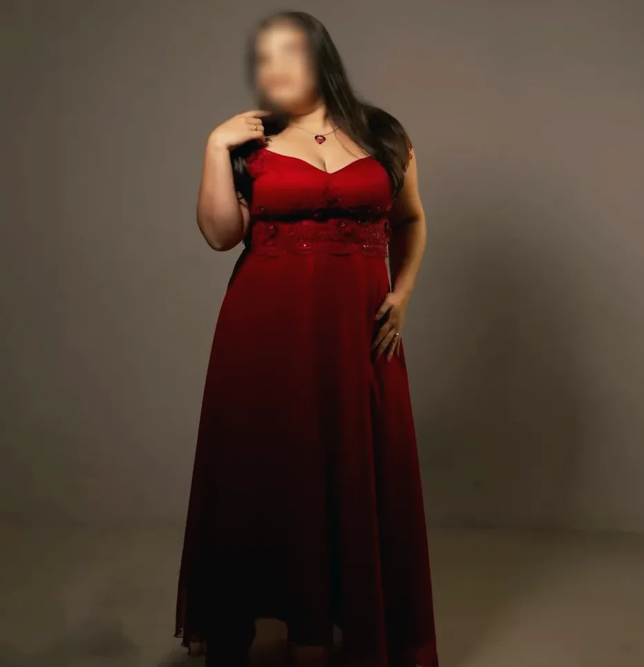 Maike, 32