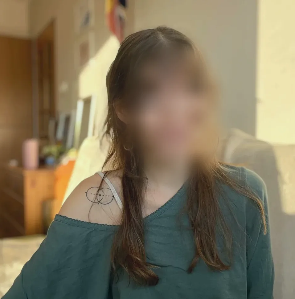 Nora, 28