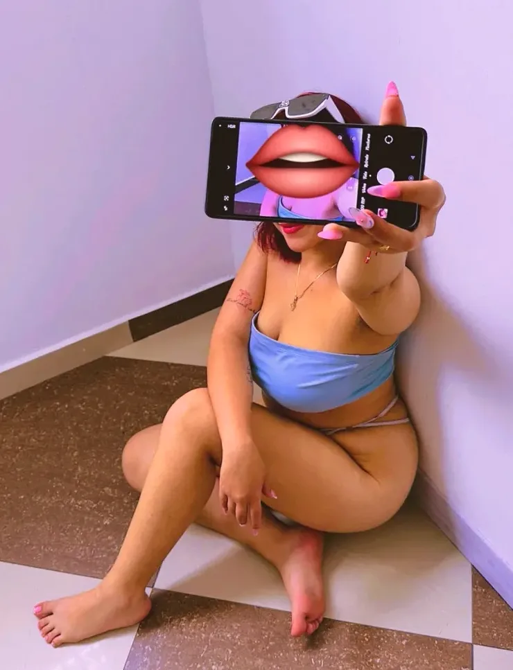 Sonja, 23